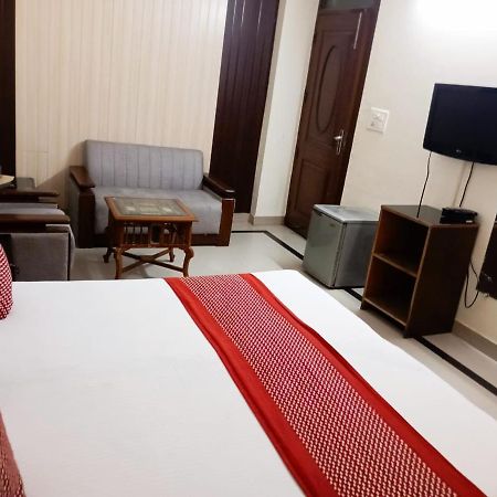 Hotel Home Stay Dwarka Delhi  Dış mekan fotoğraf